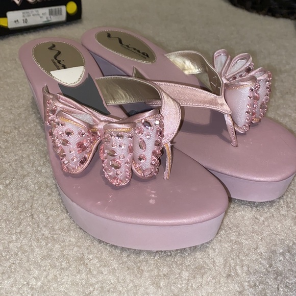 Nina Shoes - NEW WITH BOX TRENDY 2k NINA SANDALS💞